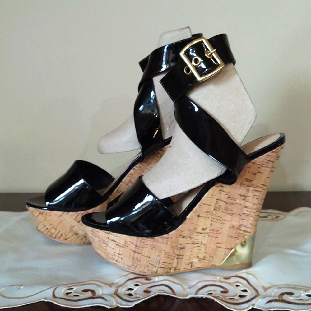 Sz 8 Colin Stuart Platform Wedges